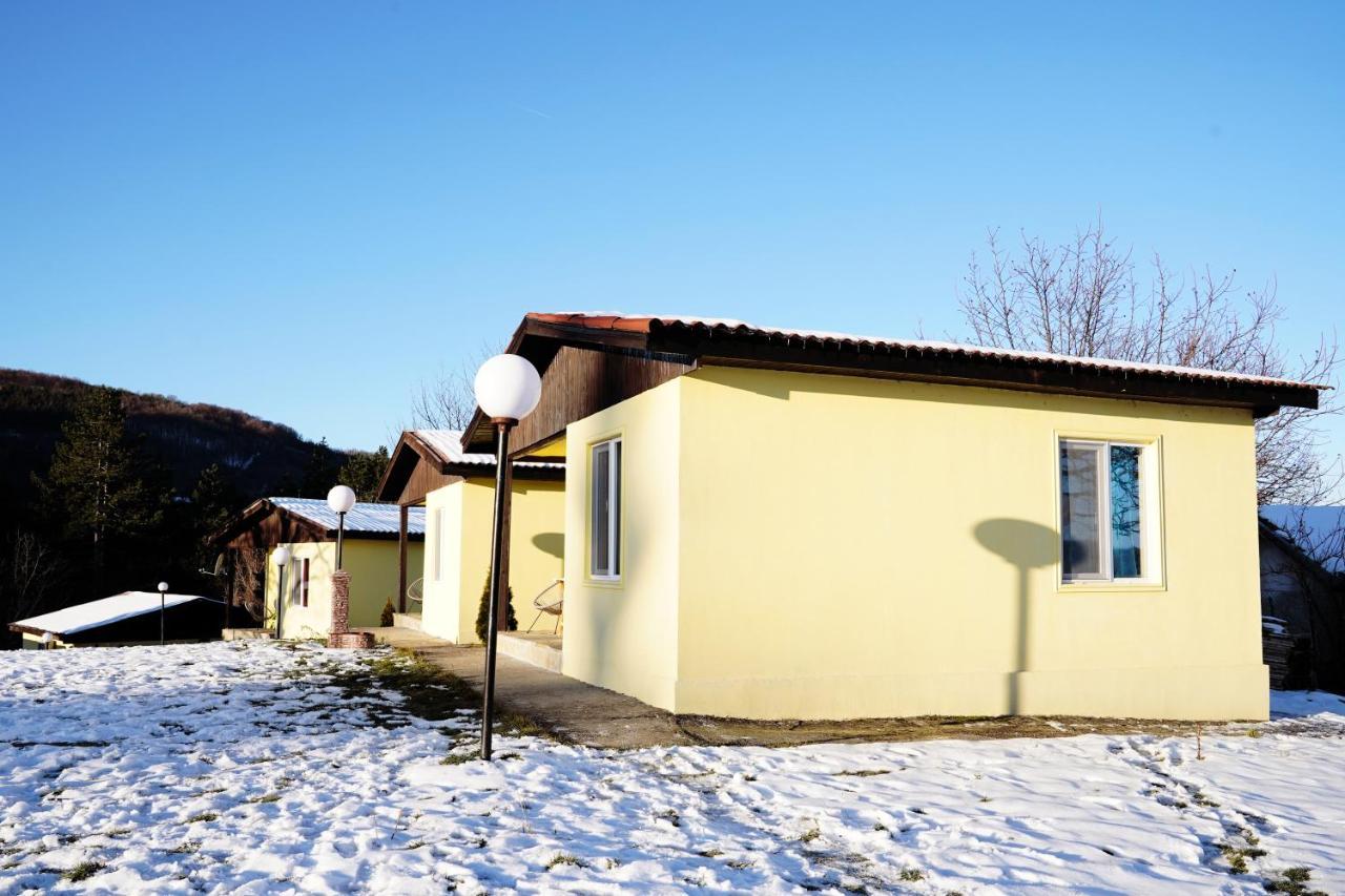 Daskalov Bungalows Chervena Lokva エクステリア 写真