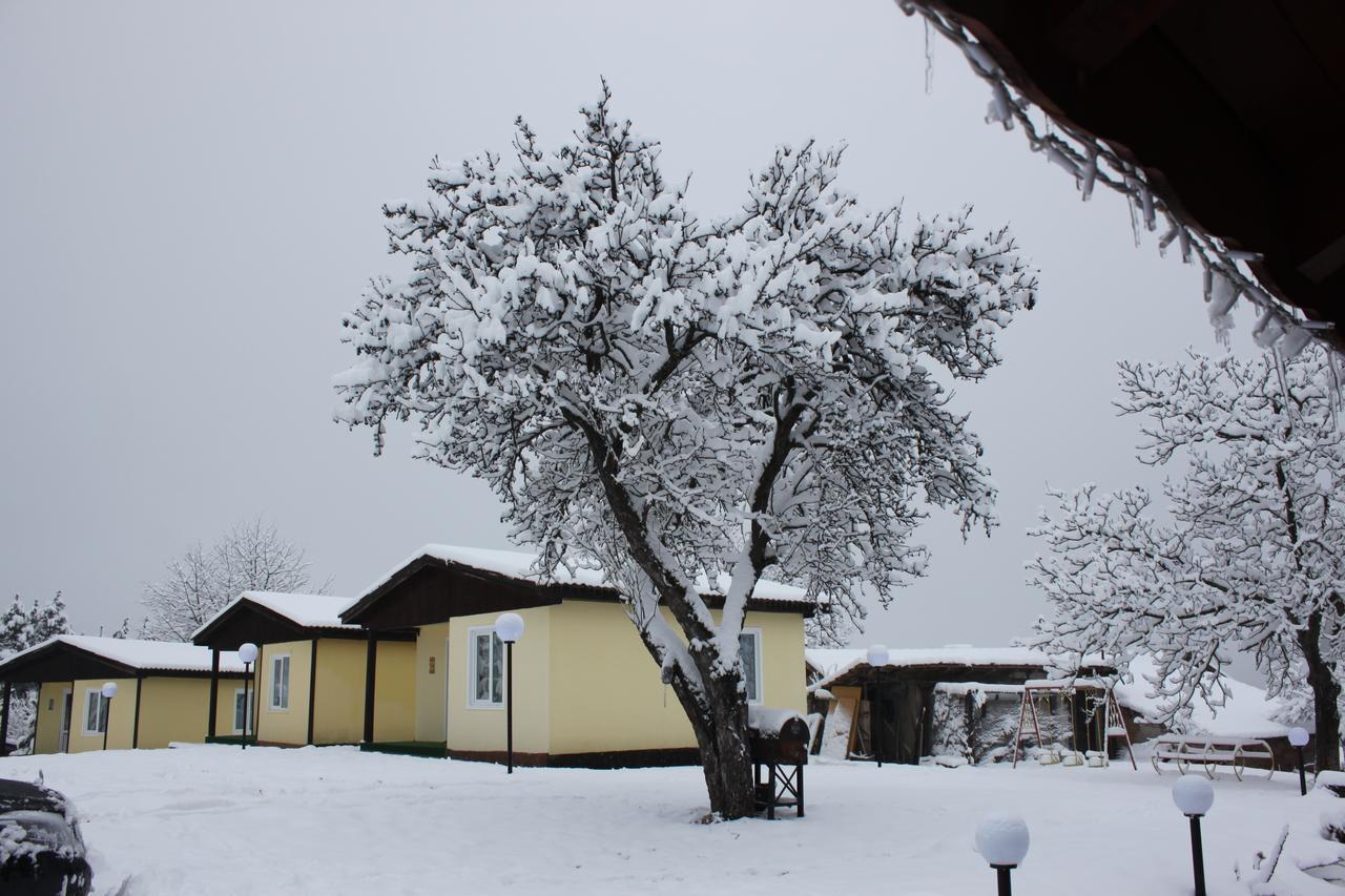 Daskalov Bungalows Chervena Lokva エクステリア 写真