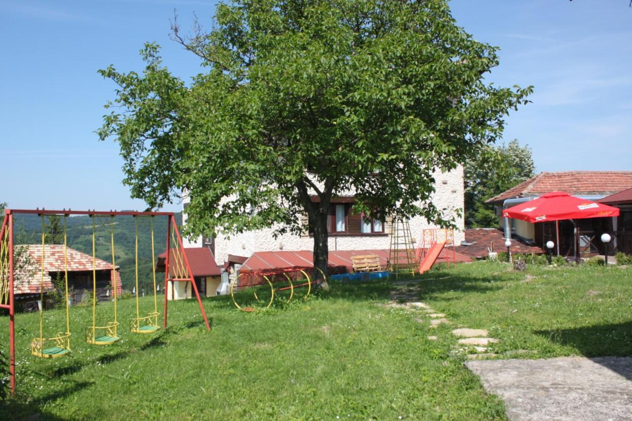 Daskalov Bungalows Chervena Lokva エクステリア 写真