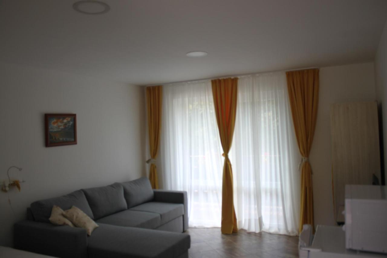 Daskalov Bungalows Chervena Lokva エクステリア 写真